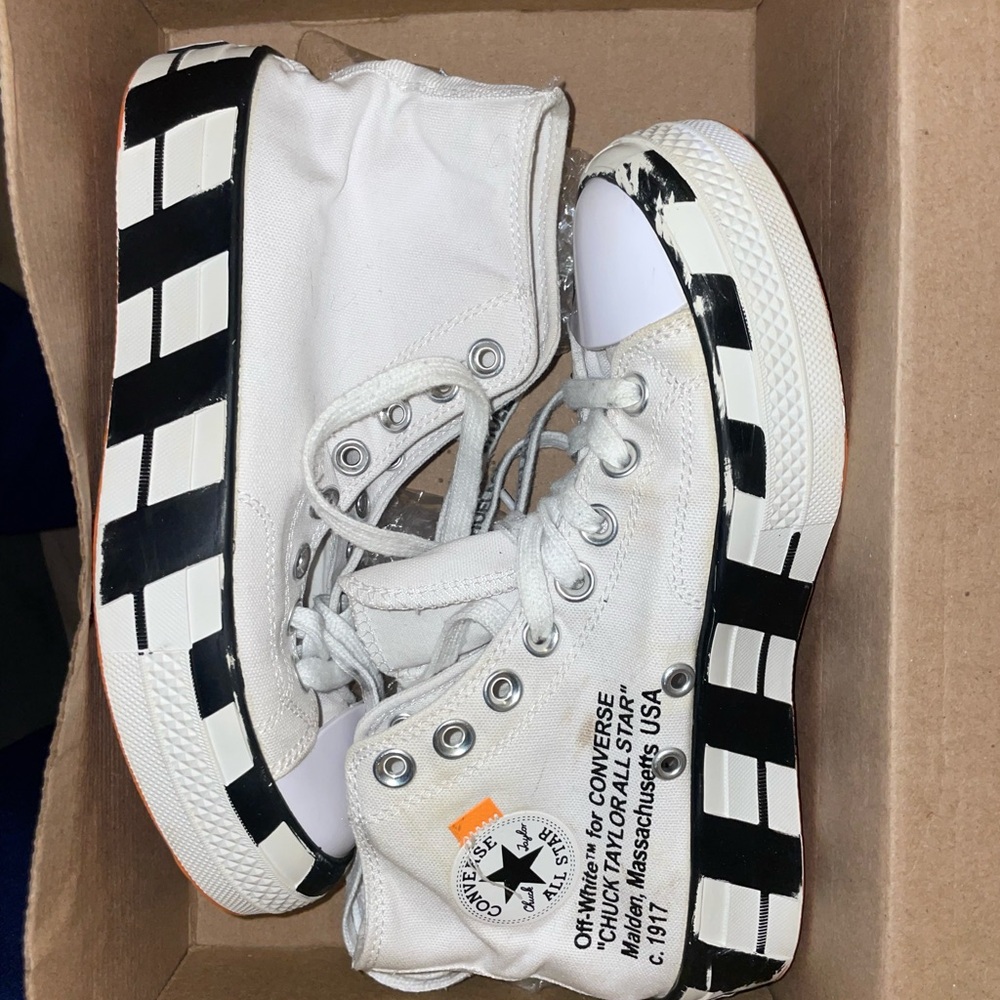 Off-white converse